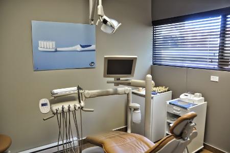 Clinique Dentaire et d'Implantologie Francois Blackburn Jonquiere (418)542-3368